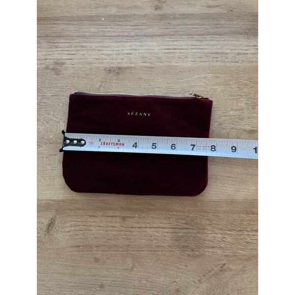 New Sezane Red Velvet Clutch Makeup Bag Zip Pouch Holiday Burgundy - Picture 4 of 5